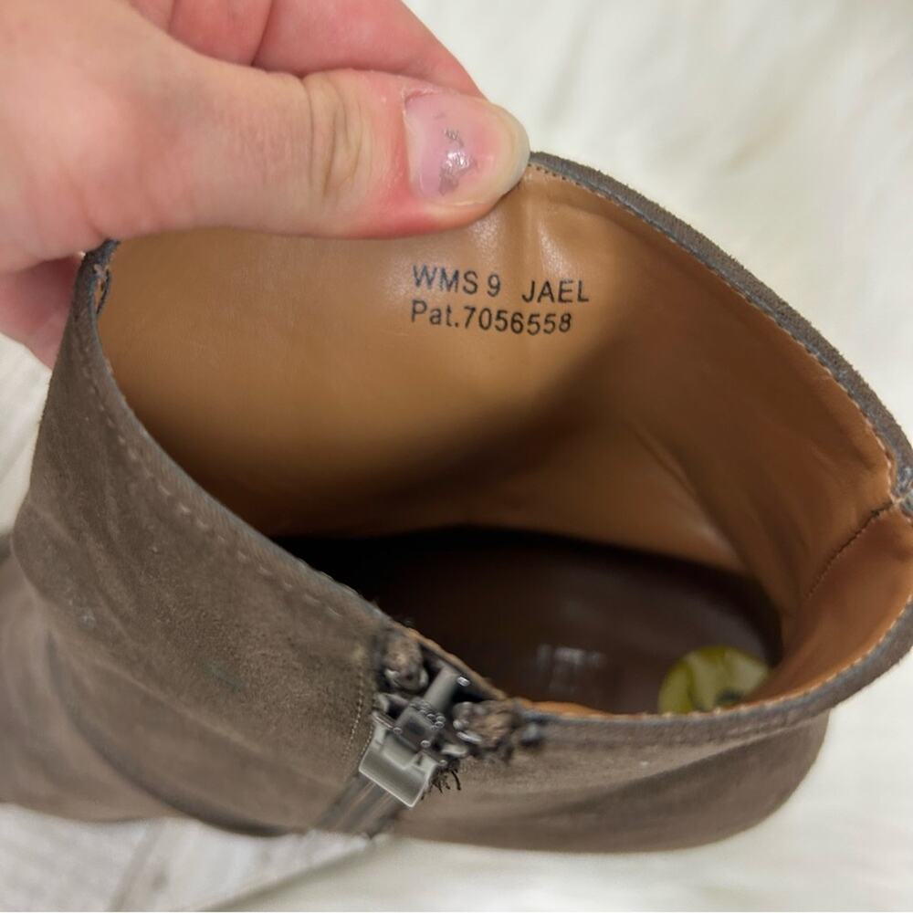 Report Studded Pointed Toe Stacked Heel Booties S… - image 5